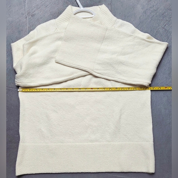 Banana Republic Sz L Oat Cream Mock Neck Boxy Sweater Wide Sleeve Cotton Blend - Picture 14 of 16